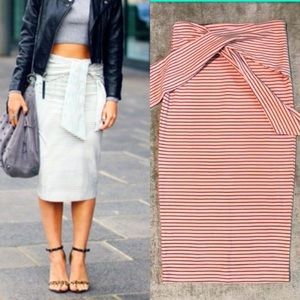 💕2/$20💕 Zara pink stripe skirt with waist tie